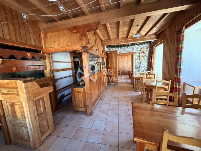 Image No.14-4 Bed House for sale