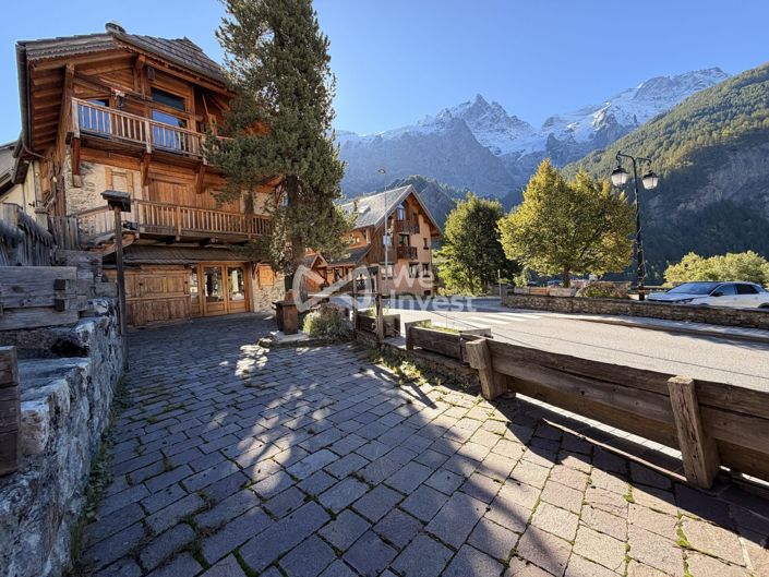 Image No.9-4 Bed House for sale