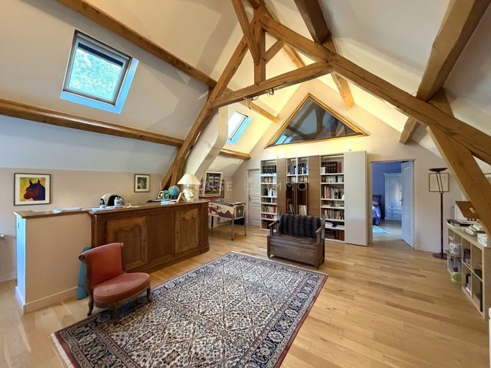 Image No.11-4 Bed House for sale