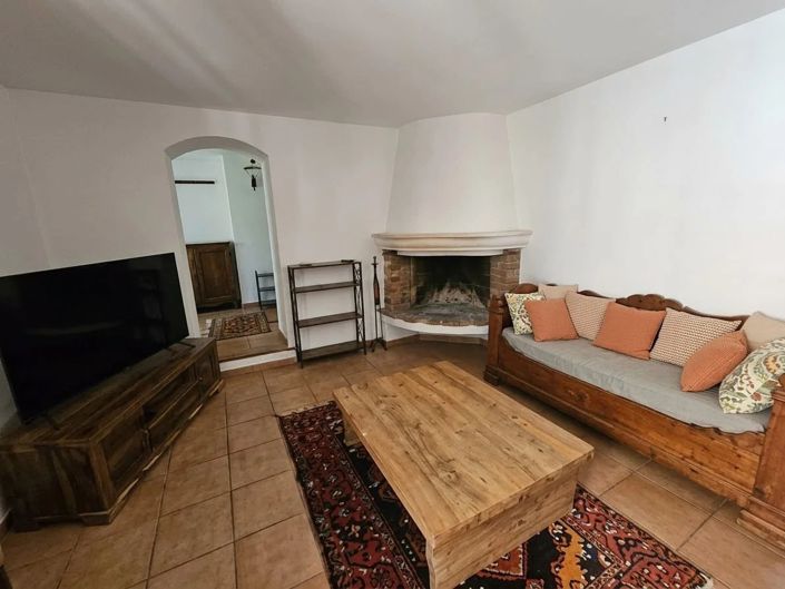 Image No.4-2 Bed House for sale