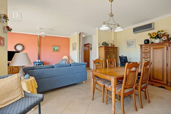 Image No.6-3 Bed House for sale