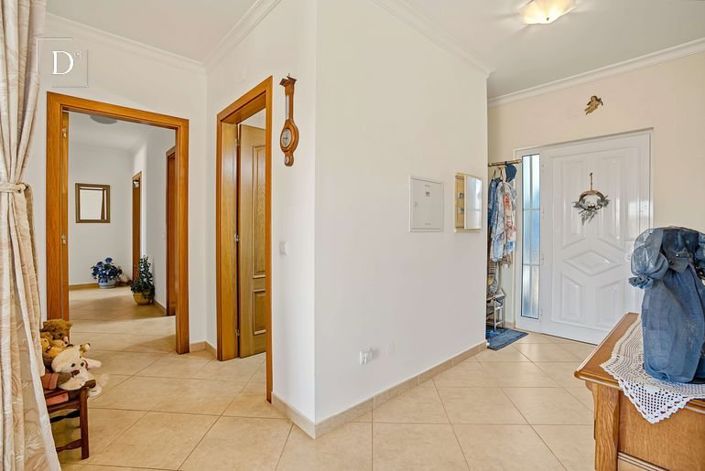 Image No.9-3 Bed House for sale