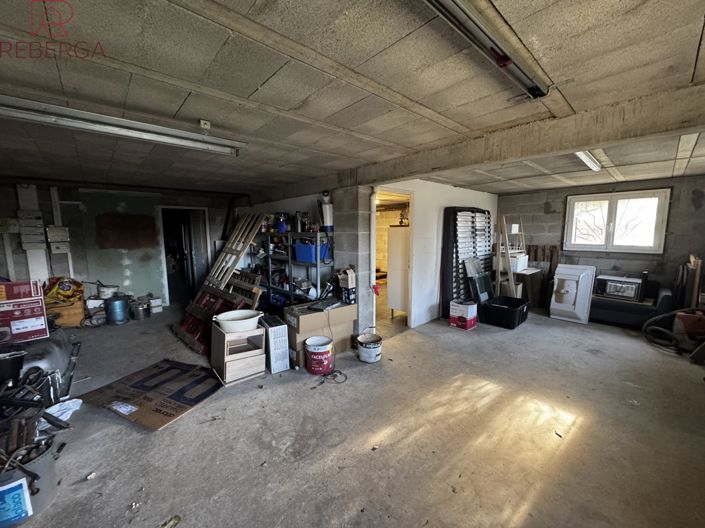 Image No.22-3 Bed House for sale