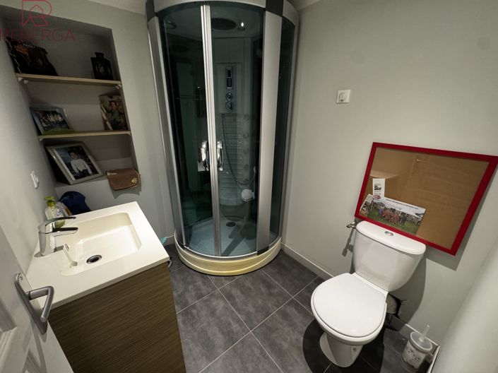 Image No.25-3 Bed House for sale