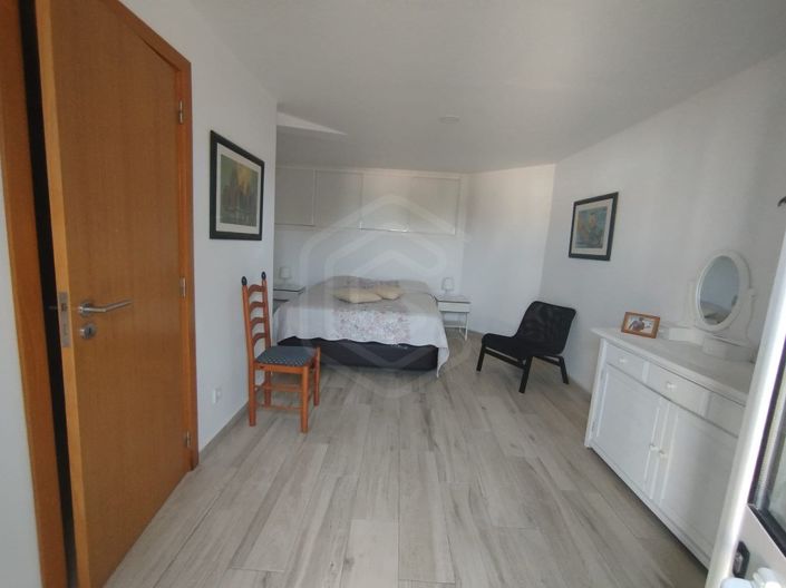 Image No.19-5 Bed House for sale