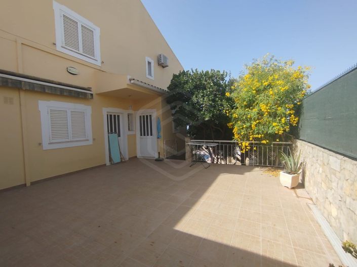 Image No.25-5 Bed House for sale