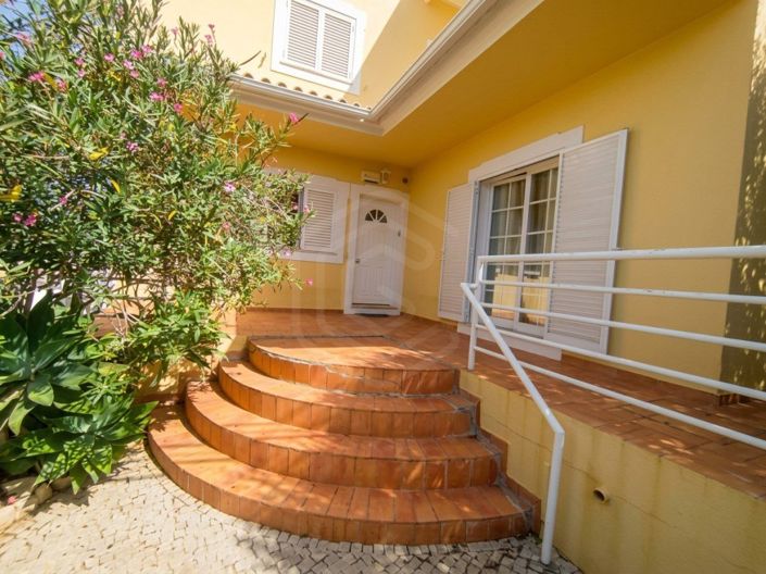 Image No.31-5 Bed House for sale