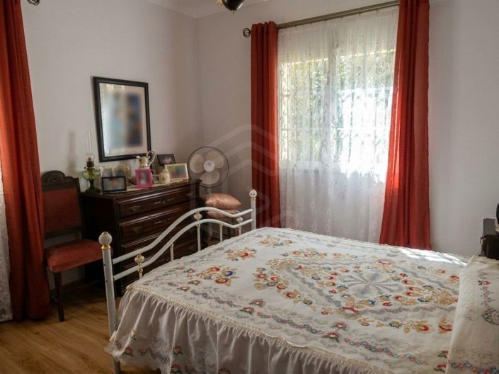 Image No.6-5 Bed House for sale