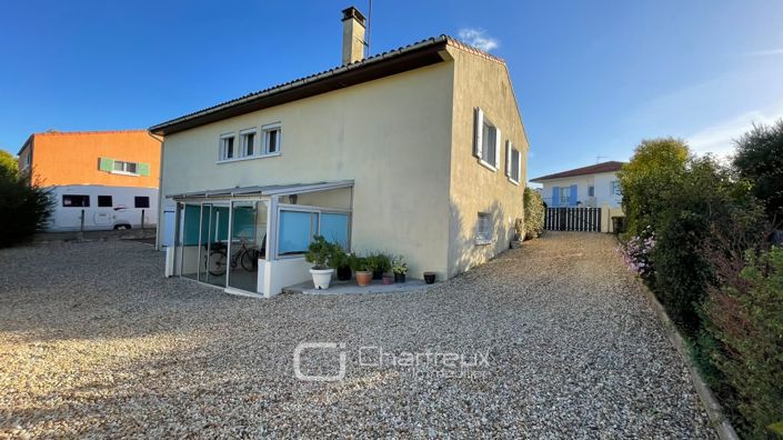 Image No.3-3 Bed House for sale