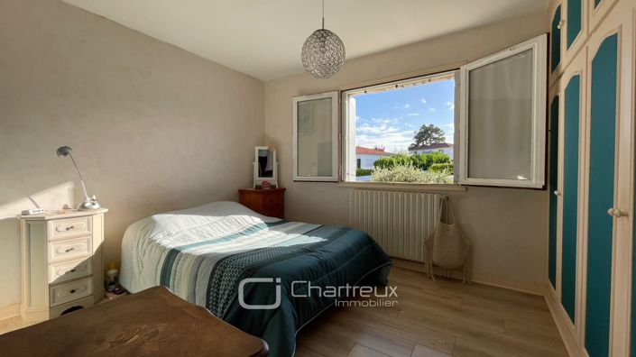 Image No.7-3 Bed House for sale
