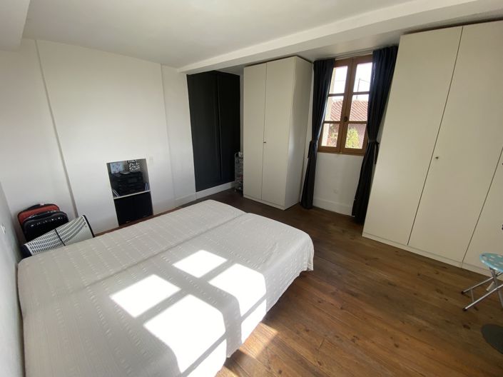 Image No.9-3 Bed House for sale