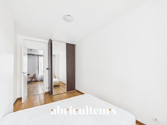 Image No.10-1 Bed Apartment for sale