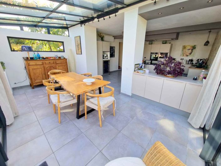 Image No.14-5 Bed House for sale