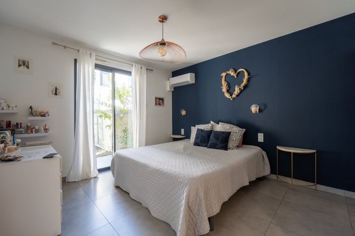 Image No.9-3 Bed House for sale