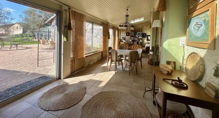Image No.10-5 Bed House for sale