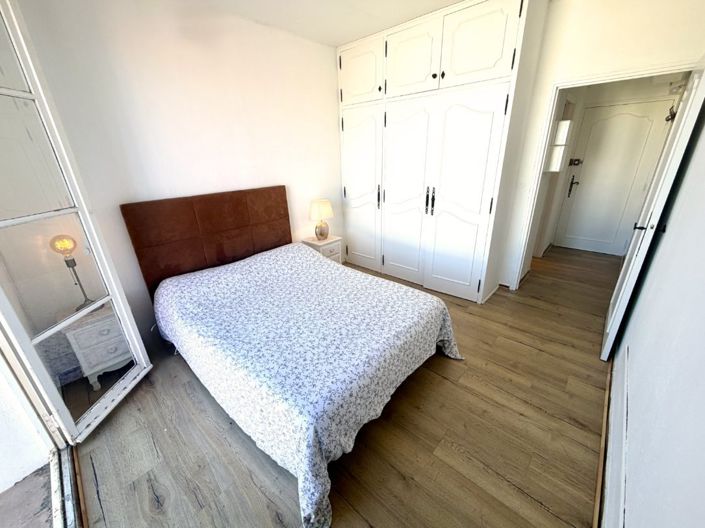 Image No.10-1 Bed Apartment for sale