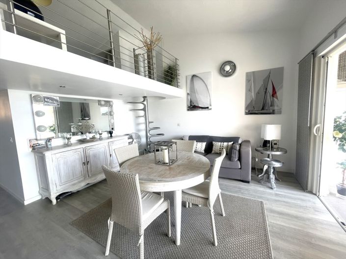 Image No.3-Appartement de 2 chambres à vendre
