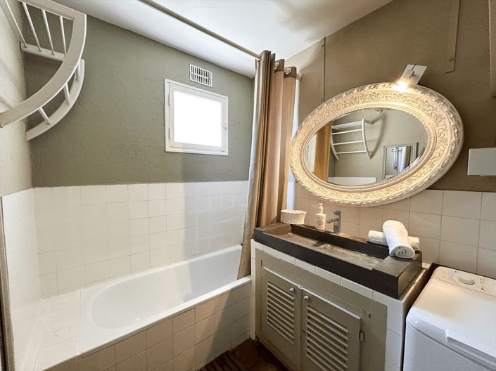 Image No.11-3 Bed Apartment for sale