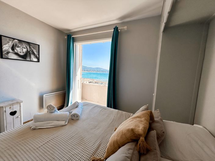 Image No.9-3 Bed Apartment for sale