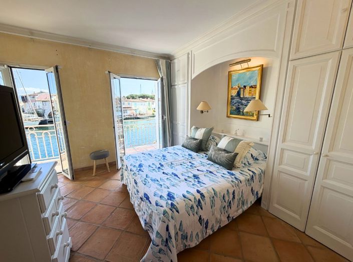 Image No.14-5 Bed Property for sale