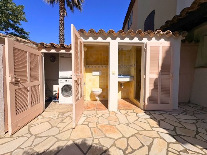 Image No.29-5 Bed Property for sale