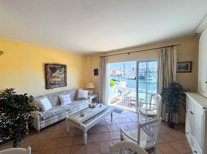 Image No.6-5 Bed Property for sale