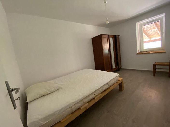 Image No.7-2 Bed House for sale