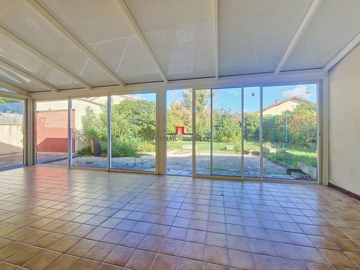Image No.4-2 Bed House for sale