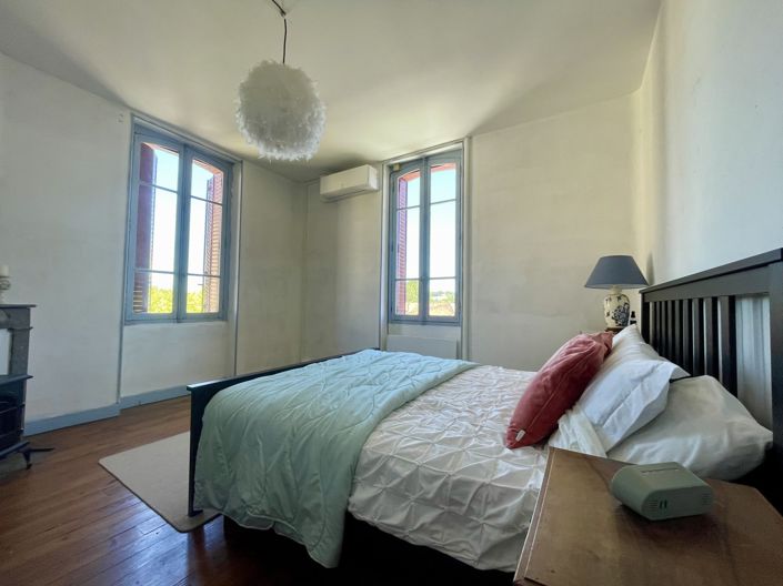 Image No.10-4 Bed House for sale