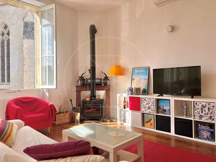 Image No.5-2 Bed House for sale