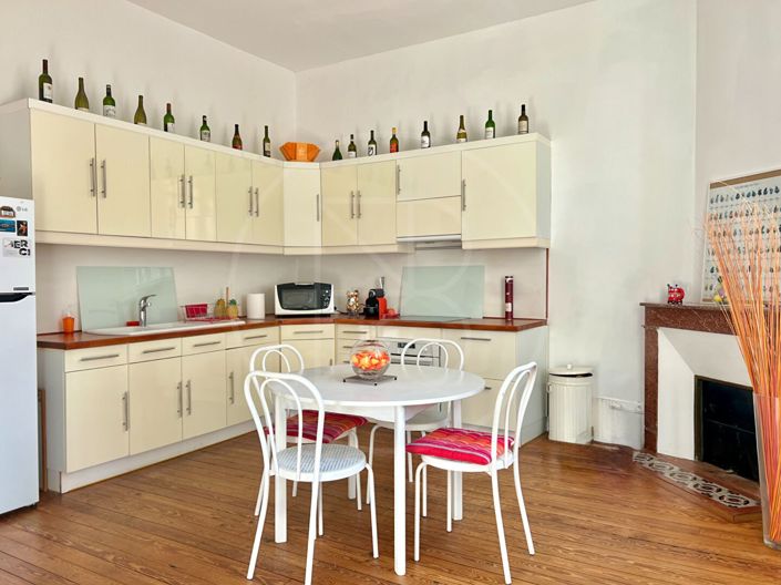 Image No.8-2 Bed House for sale