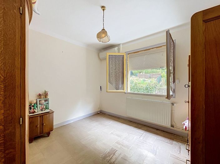 Image No.11-4 Bed House for sale