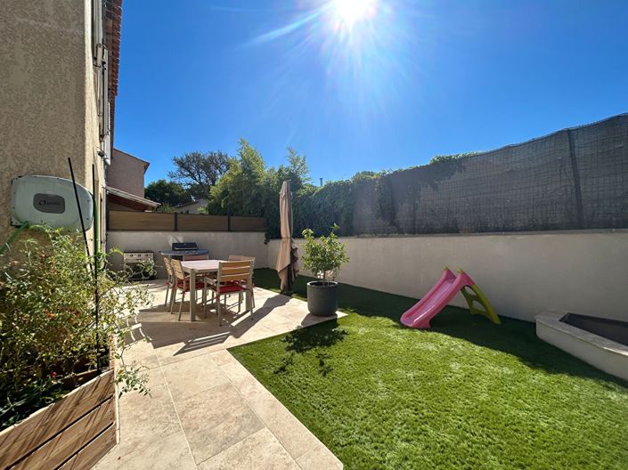 Image No.2-3 Bed House for sale