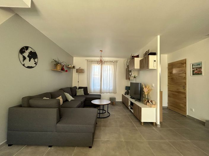 Image No.5-3 Bed House for sale