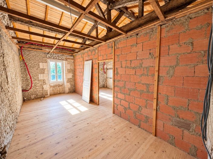 Image No.9-1 Bed House for sale