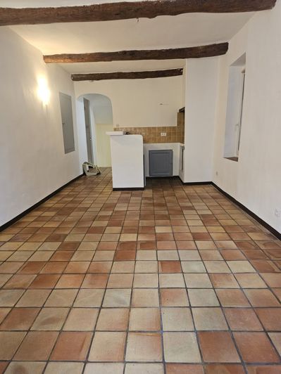 Image No.3-Appartement de 2 chambres à vendre