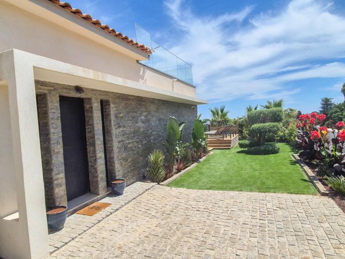 Image No.23-4 Bed House for sale