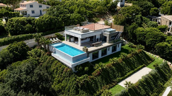 Image No.24-4 Bed House for sale
