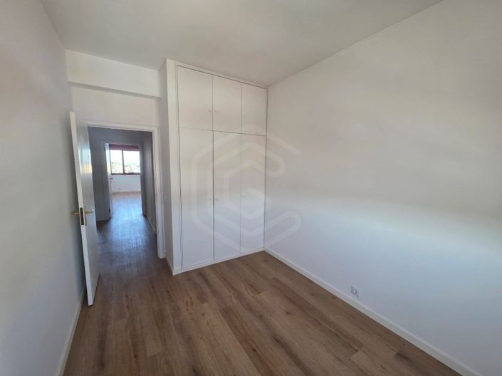Image No.21-4 Bed Apartment for sale