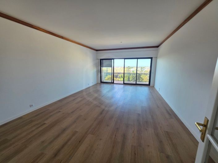 Image No.27-4 Bed Apartment for sale