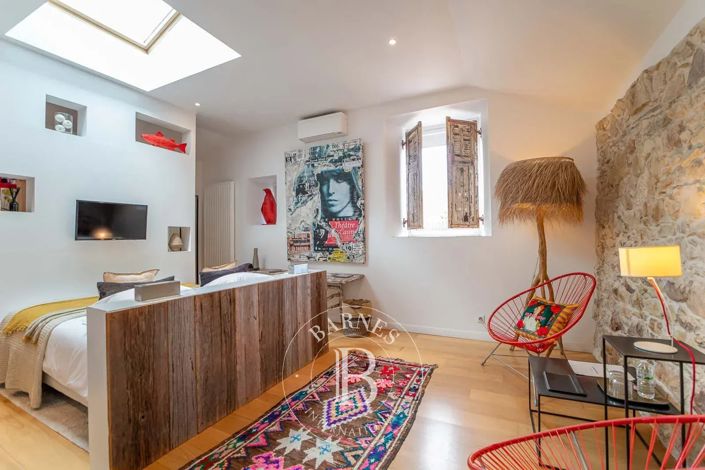 Image No.17-14 Bed House for sale