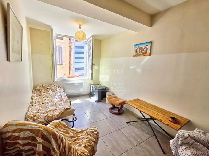 Image No.2-Appartement de 1 chambre à vendre