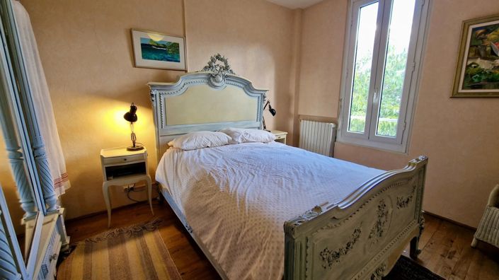 Image No.19-4 Bed House for sale