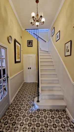 Image No.6-4 Bed House for sale
