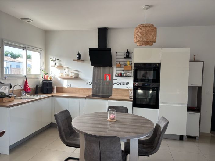 Image No.6-3 Bed House for sale