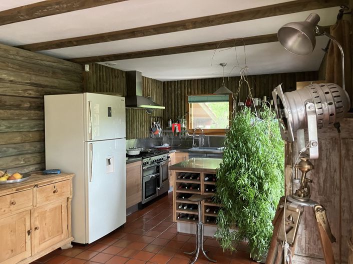 Image No.17-3 Bed House for sale