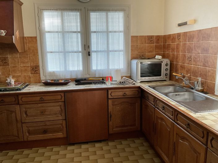 Image No.12-3 Bed House for sale