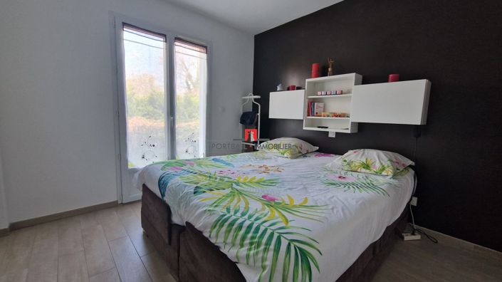 Image No.6-2 Bed House for sale