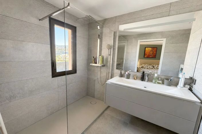 Image No.7-3 Bed Apartment for sale