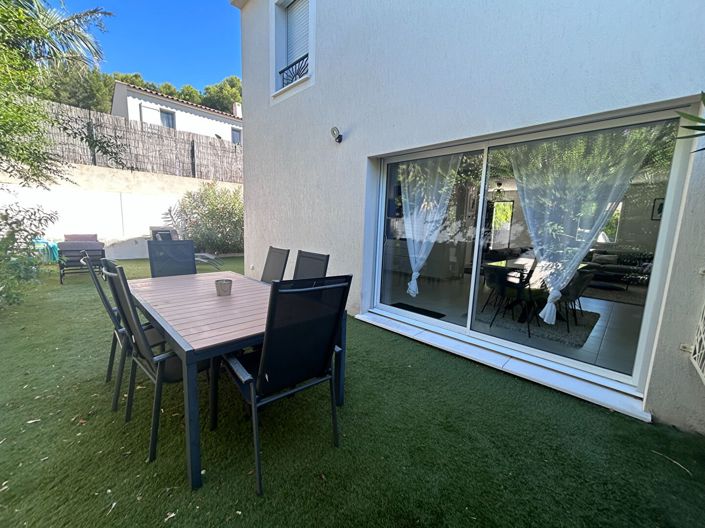 Image No.2-3 Bed House for sale